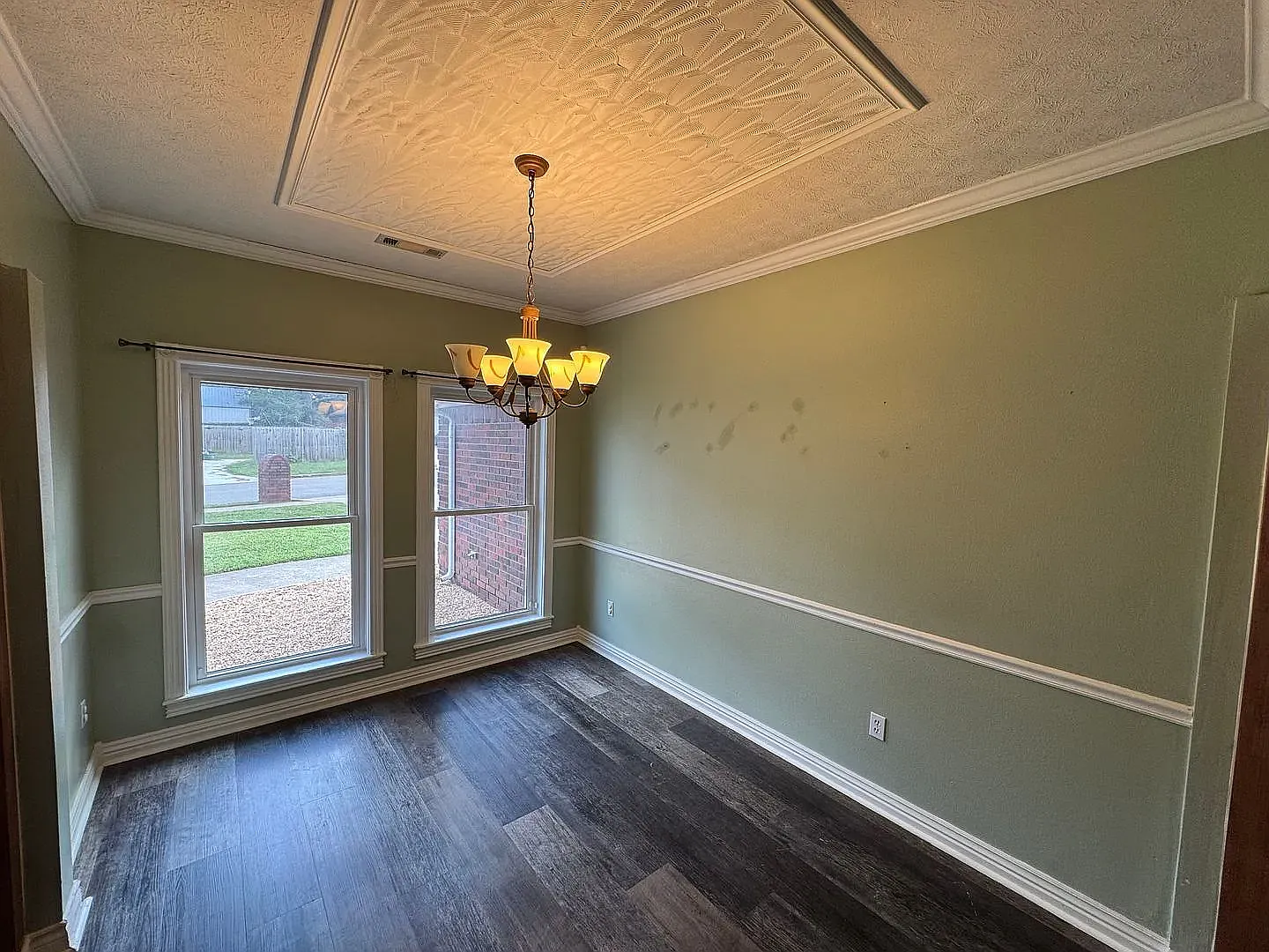 3 bed, 1829 sqft, $2,000 — Photo 4