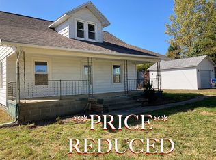 18896 E County Road 100 N, Charleston, IL 61920