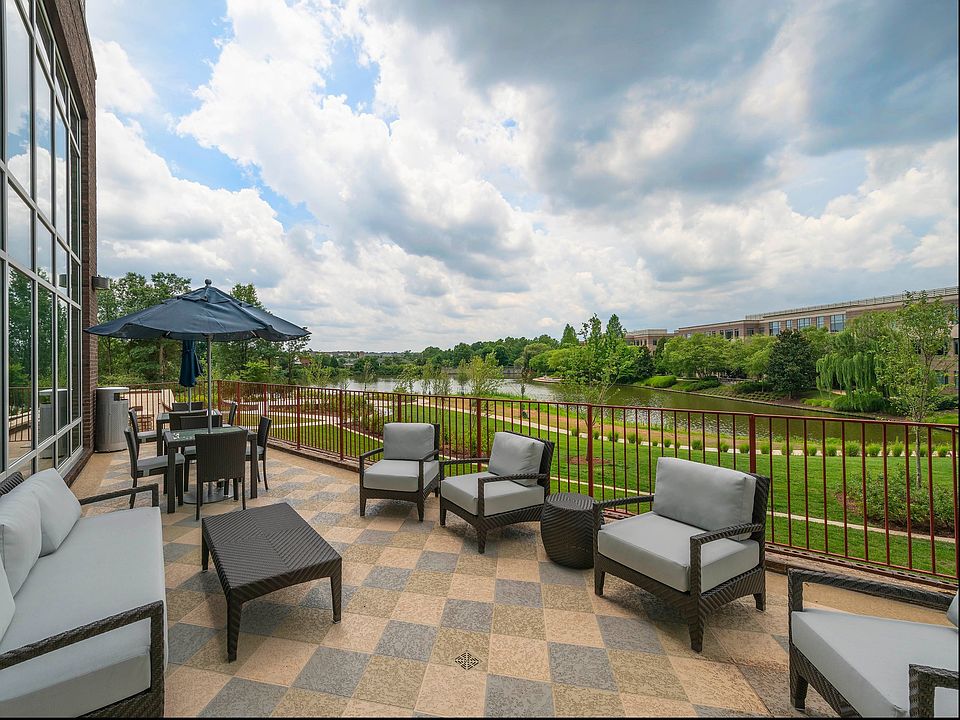 Rooftop Lounge