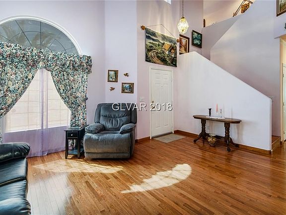 4th image of 3554 Lazy Sun Ln