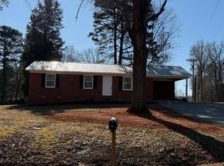 340 Oakwood Rd, Lexington, NC 27292