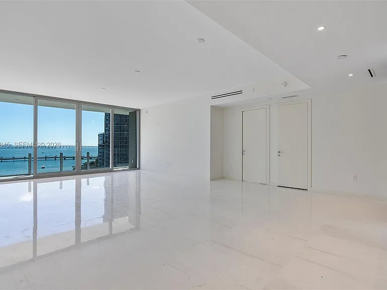 300 Biscayne Boulevard Way #803 — Photo 9