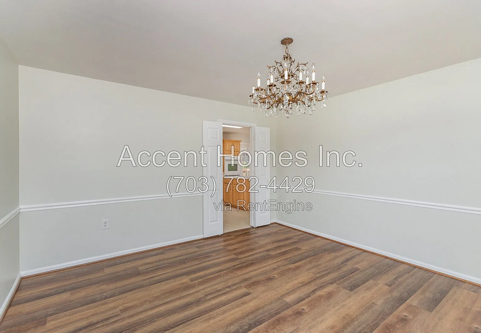 4 bed, 2.5 bath, 2870 sqft, $4,000 — Photo 4