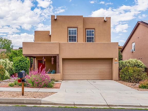 2nd image of 300 Grand Canyon Dr