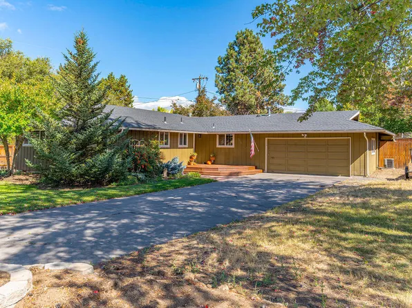 2040 NE Shepard Rd, Bend, OR 97701