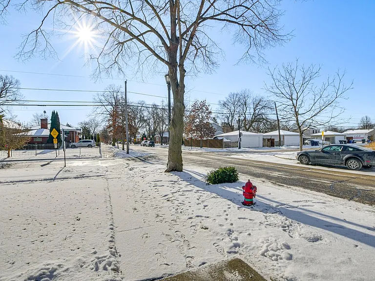 Neighborhood