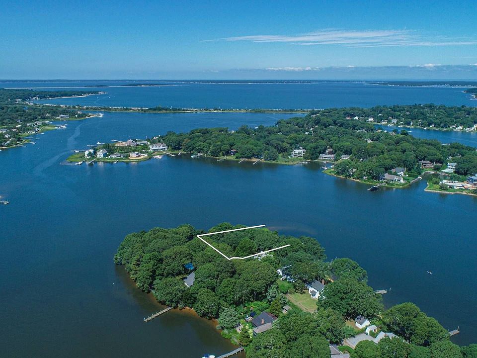 1 Bluff Point Ln, Sag Harbor, NY 11963 Zillow