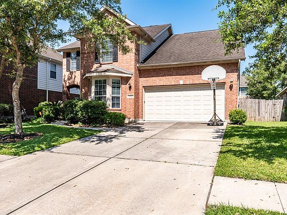 3rd image of 17623 Sierra Creek Ln