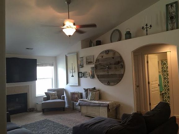 5th image of 5300 Monica St