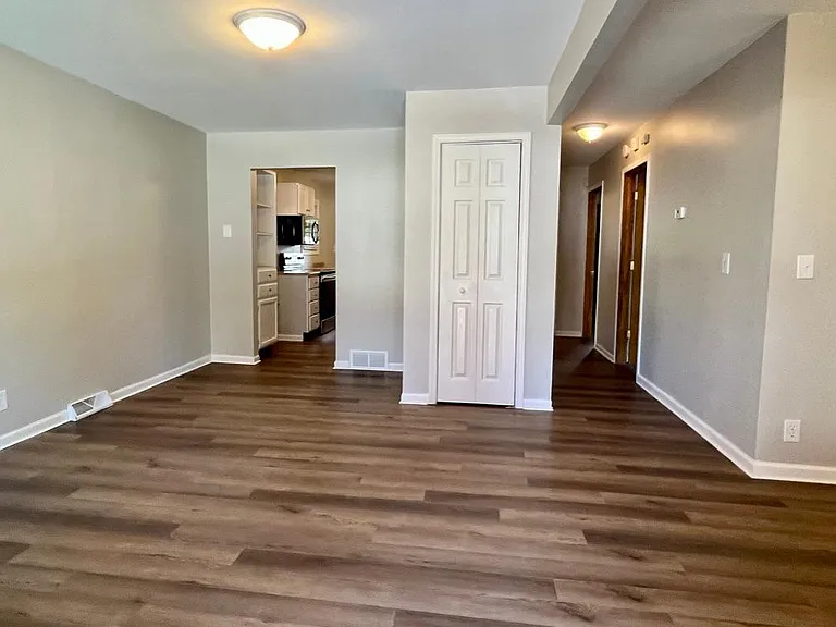 6313 Hamilton St — Photo 18