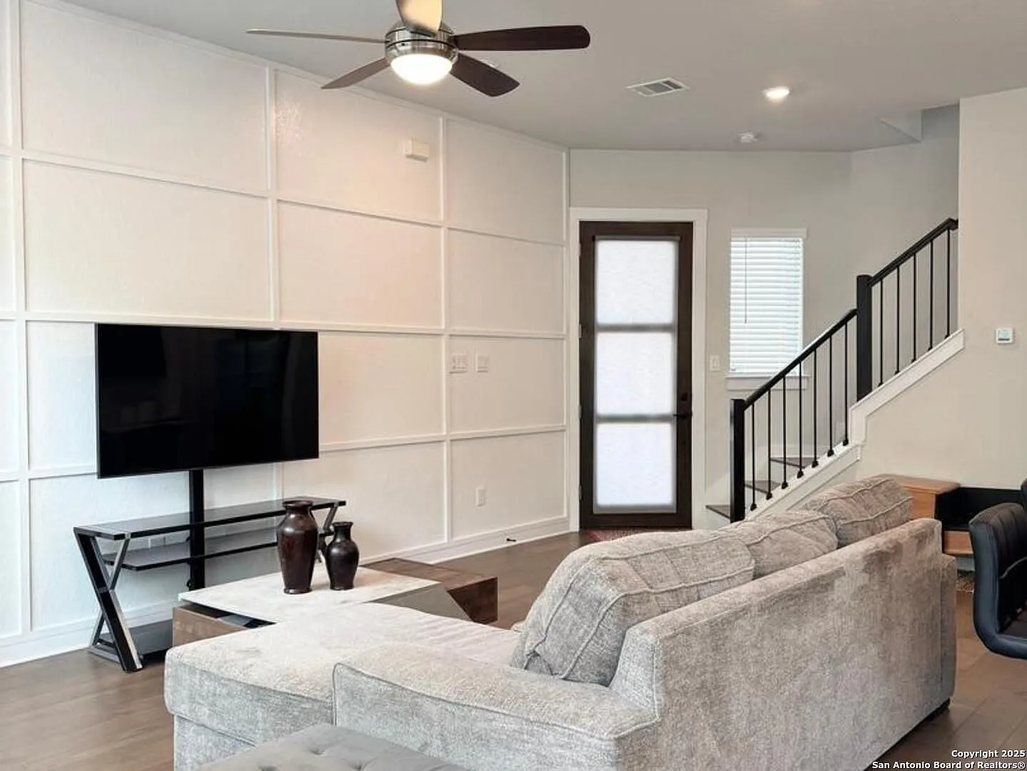 3 Bedroom/2.5 Bath The Enclave at Whitby Subdivision — Photo 3