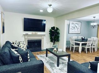 2554 Waterfront Dr, Tobyhanna, PA 18466