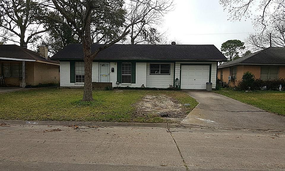 1st image of 3304 Sophie Ann Dr