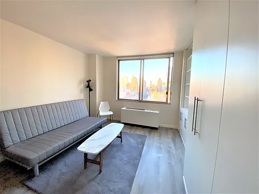 Rented by Douglas Elliman | media 21