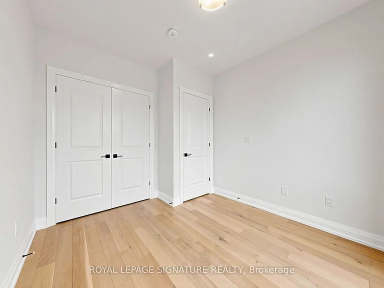 433 York Downs Blvd — Photo 30
