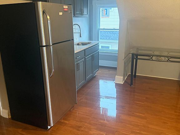 2nd image of 387 Prospect Ave #3RDFL