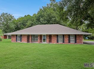 41180 Rhea St, Gonzales, LA 70737