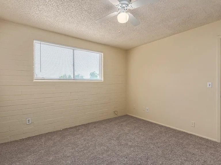 3415 E Earll Dr. — Photo 19
