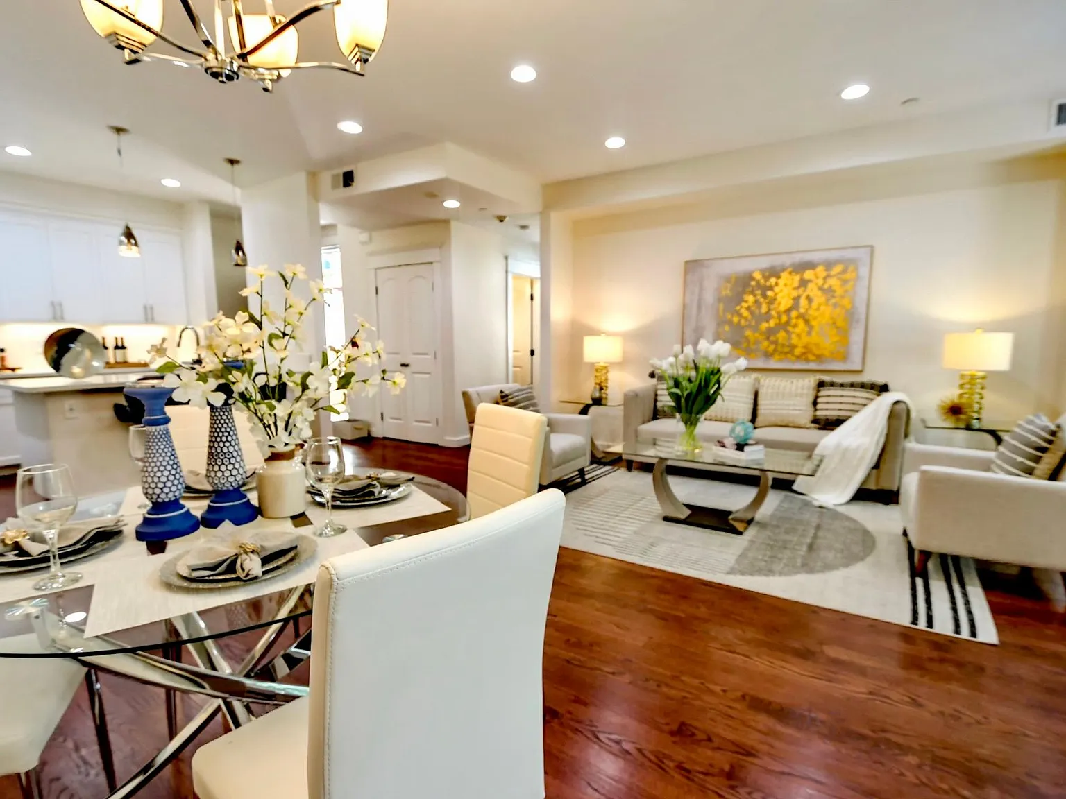3 bed, 3.5 bath, 2141 sqft, $5,200 — Photo 4