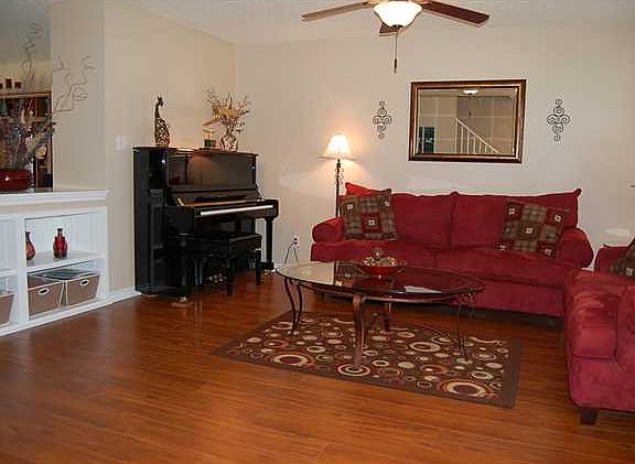 5th image of 2106 Milan Dr