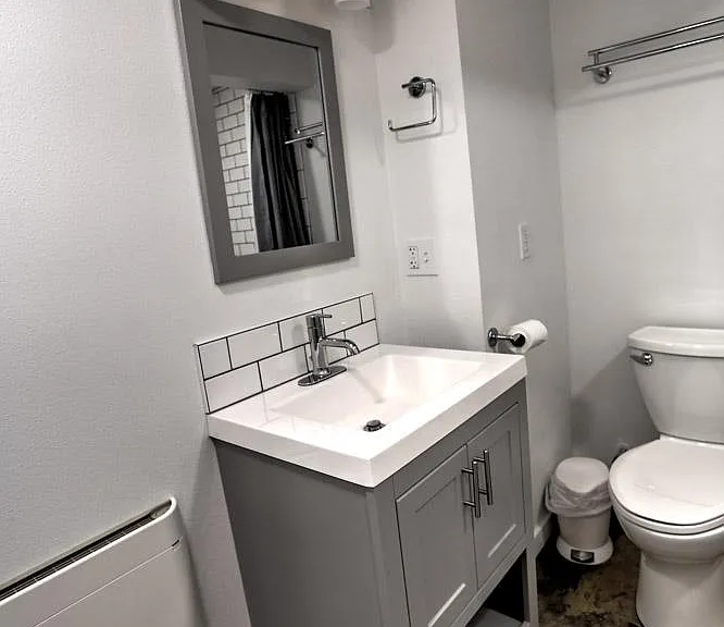 5245 NE 22nd Ave #BASEMENT — Photo 12
