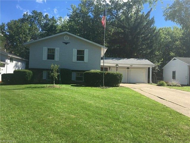 1st image of 28639 Windsor Dr