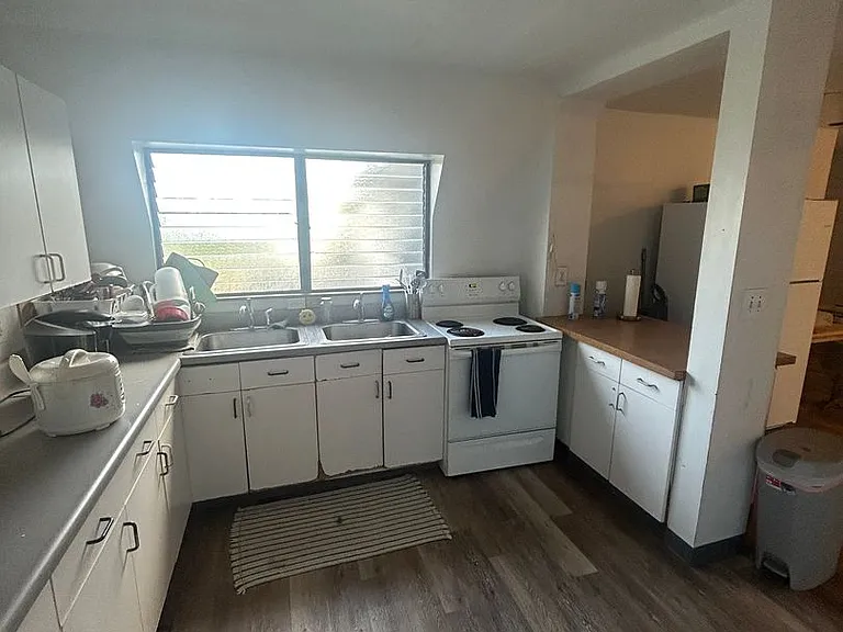 6062 Summer St — Photo 15