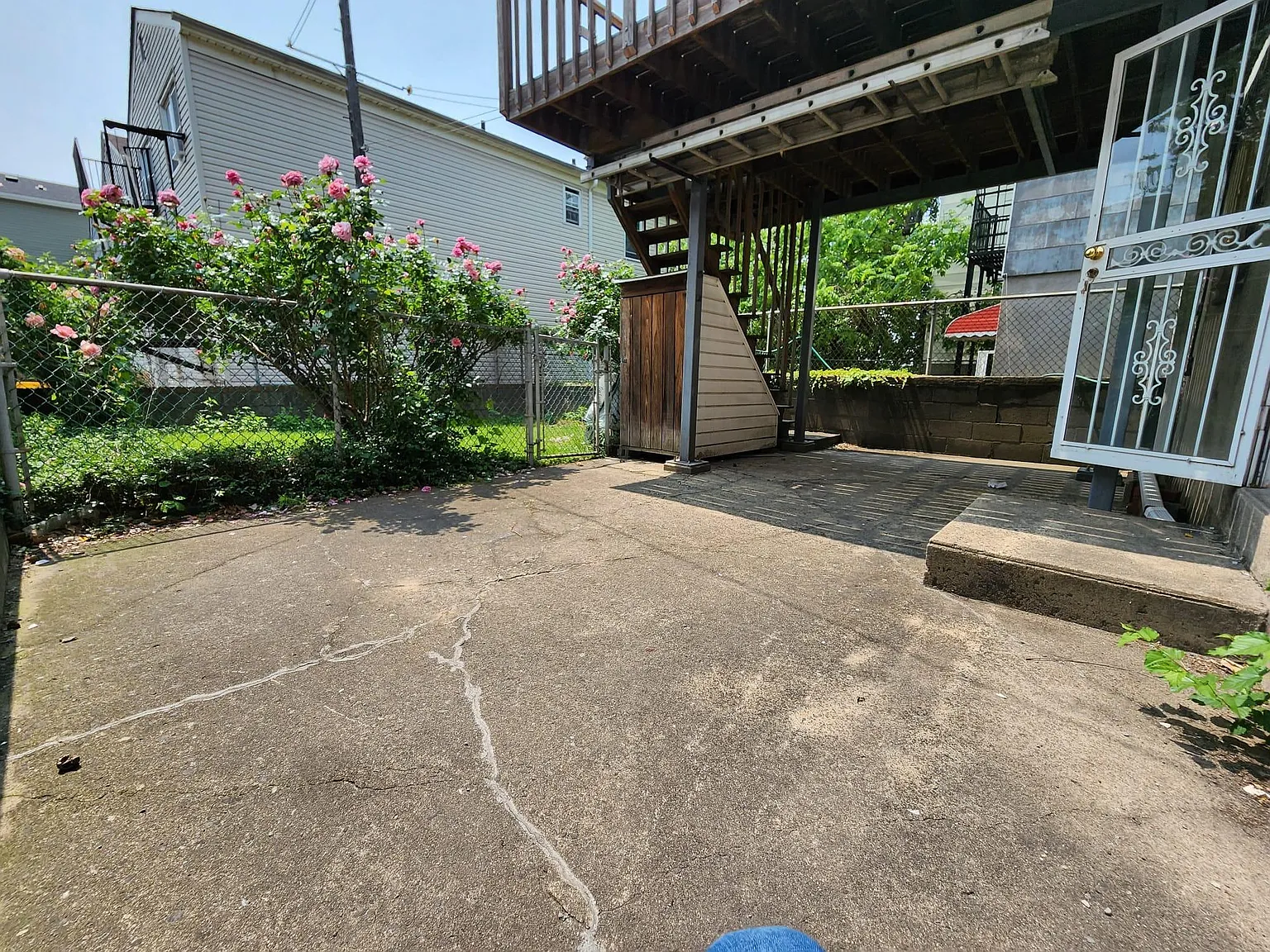 11 Reserve Ave — Photo 3