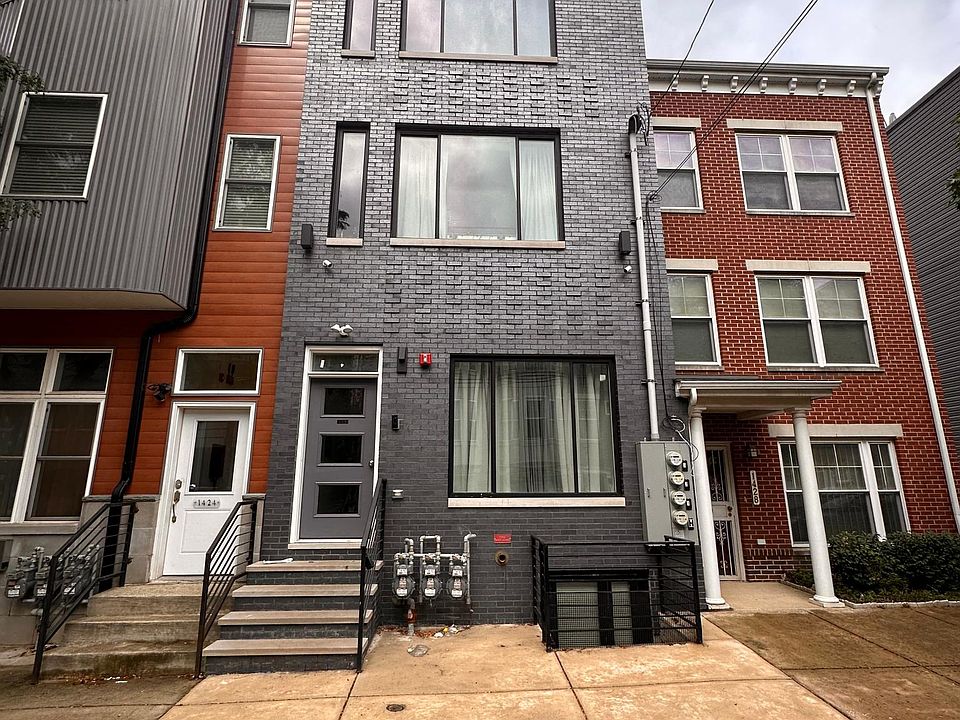 1st image of 1426 N Franklin St #1