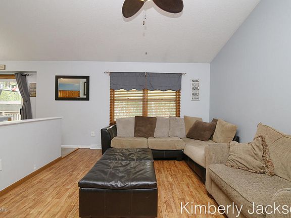 4th image of 4630 Flying Eagle Dr SE