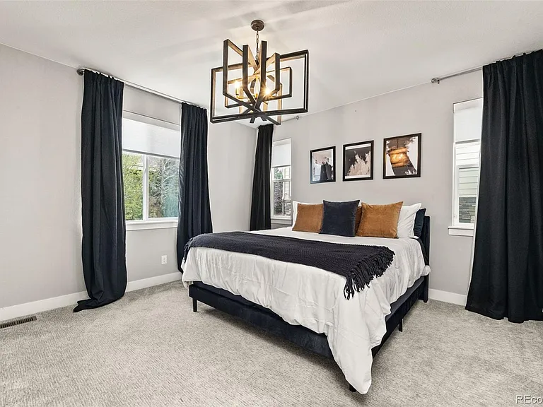 25537 E Alder Dr — Photo 25