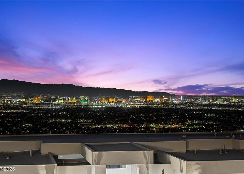 615 Scenic Rim Dr, Henderson, NV 89012 | Zillow
