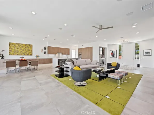 47090 Amir Dr, Palm Desert, CA 92260