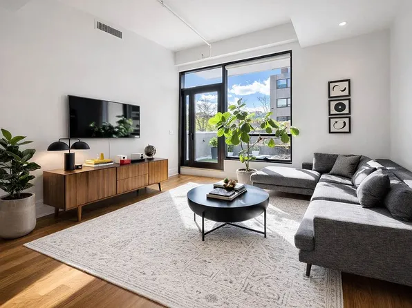 850 Metropolitan Ave #2B, Brooklyn, NY 11211