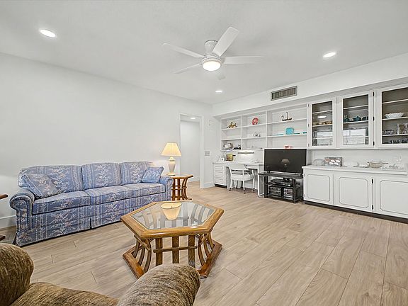 5th image of 13222 W Kodiak Dr