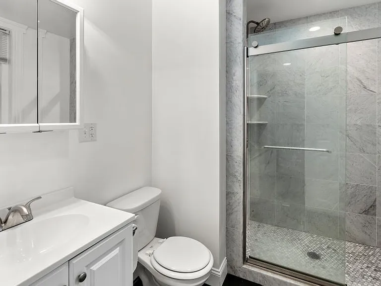 51-55 Queensberry Street — Photo 10