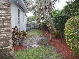 3rd image of 126 NW 104th St