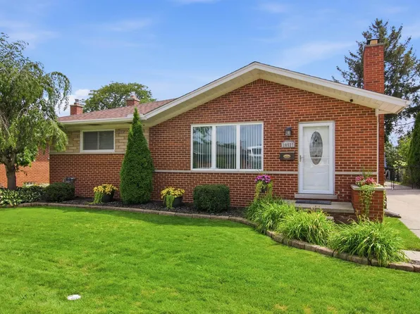 28527 Adler Dr, Warren, MI 48088