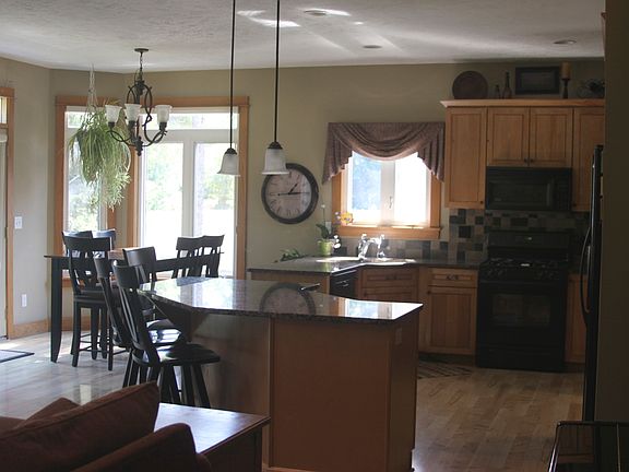 5th image of 13742 Lake Sedge Dr