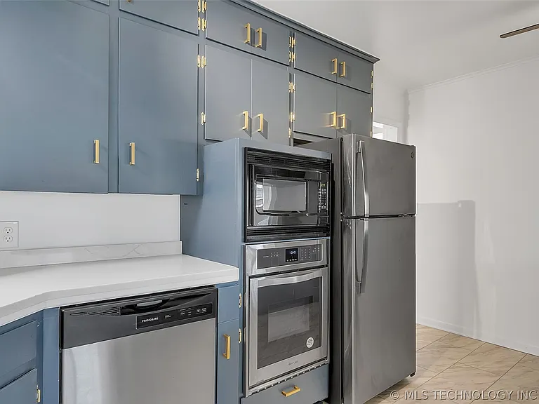 3844 E 56th Pl — Photo 16
