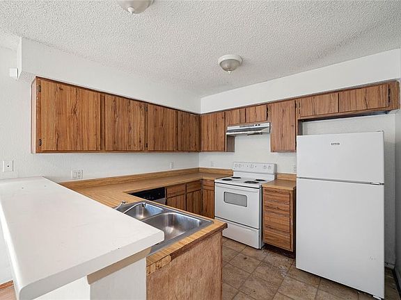 3rd image of 6245 Ludington Dr #22-922