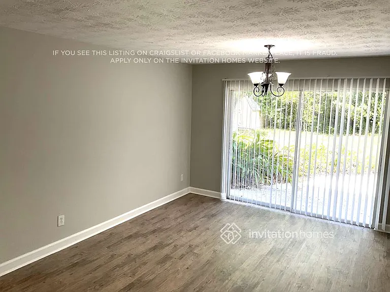 4633 Waverly Ln — Photo 8