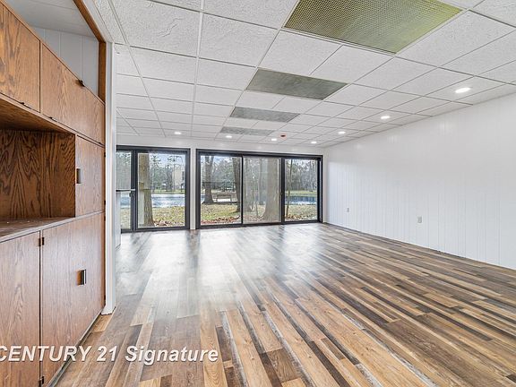 17th image of this home