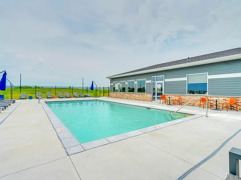 Bluestem Apartments — Photo 17