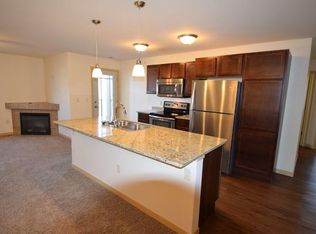 4320 N Towne Ct #1, Windsor, WI 53598