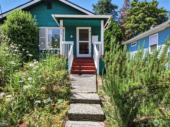 9809 57th Avenue S, Seattle, WA 98118