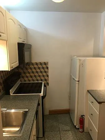 702 Massachusetts Ave #1B — Photo 3