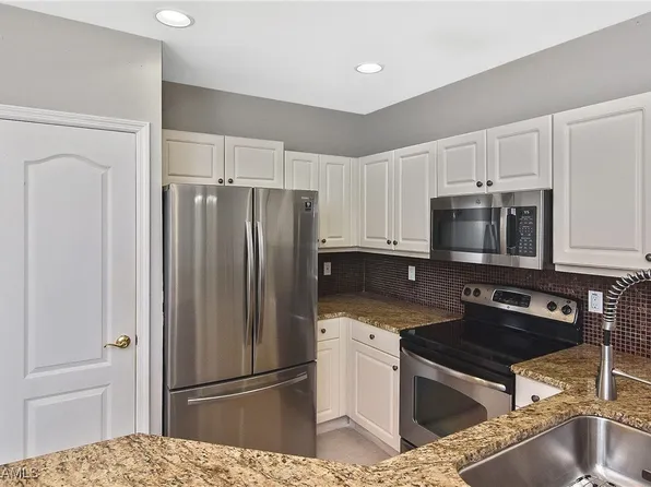 8681 Athena Ct, Lehigh Acres, FL 33971