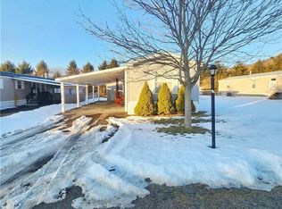 123 Valley Dr, Great Valley, NY 14741