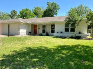 6916 Treehaven Rd, Fort Worth, TX 76116